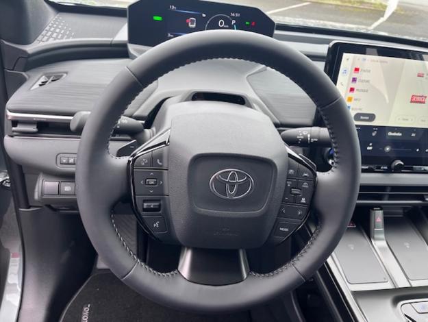 TOYOTA C-HR Design Grande Autonomie 77 kWh 224ch  C HR+ GRANDE AUTONOMIE DESIGN 77kWh