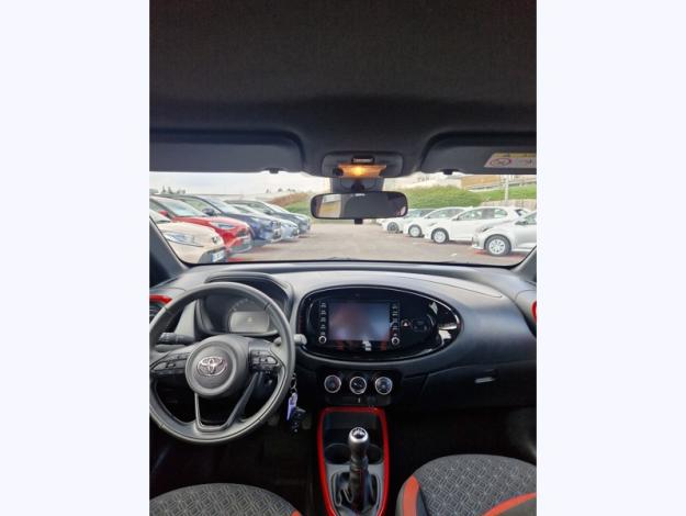 TOYOTA Aygo X 1.0 VVT-i 72 Design   