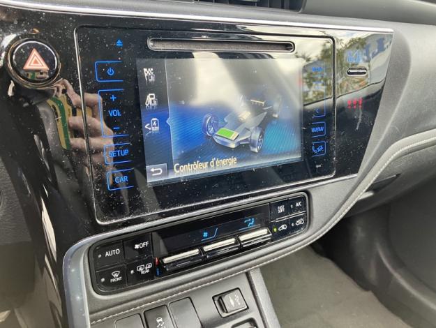 TOYOTA Auris Hybride 136h Dynamic  