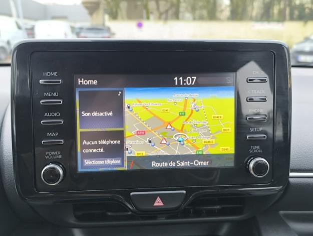 TOYOTA Yaris Hybride 116h Dynamic Business Beyond Zer  