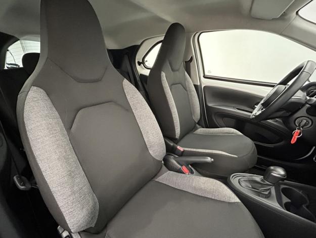 TOYOTA Aygo X 1.0 VVT-i 72 Dynamic S-CVT   