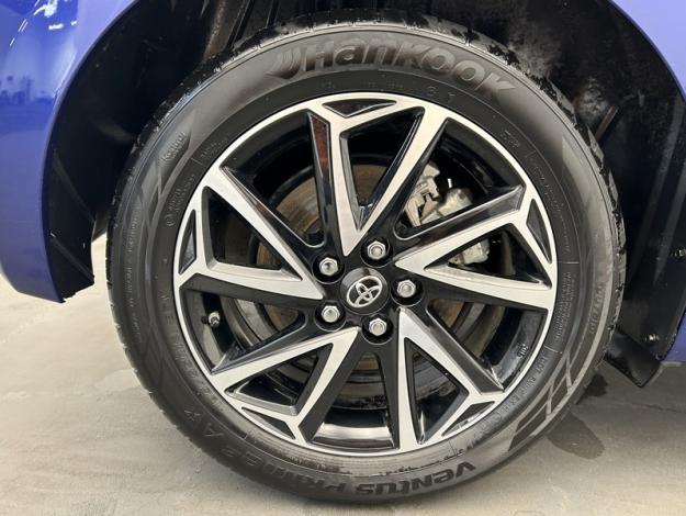 TOYOTA Yaris Hybride 116h Design  