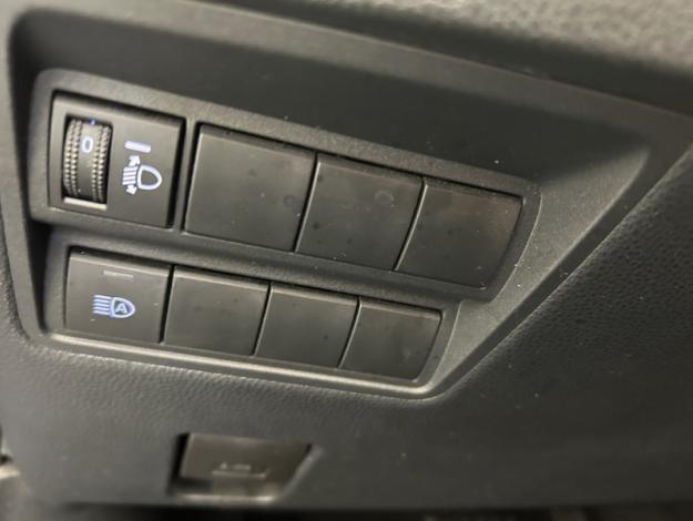 TOYOTA Yaris Hybride 116h Design  