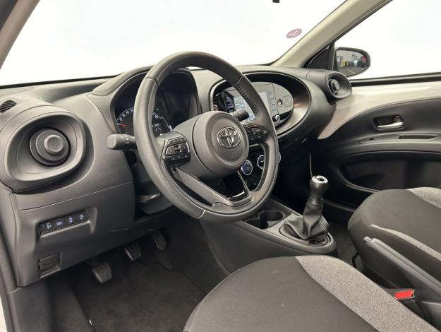 TOYOTA Aygo X 1.0 VVT-i 72 Dynamic   
