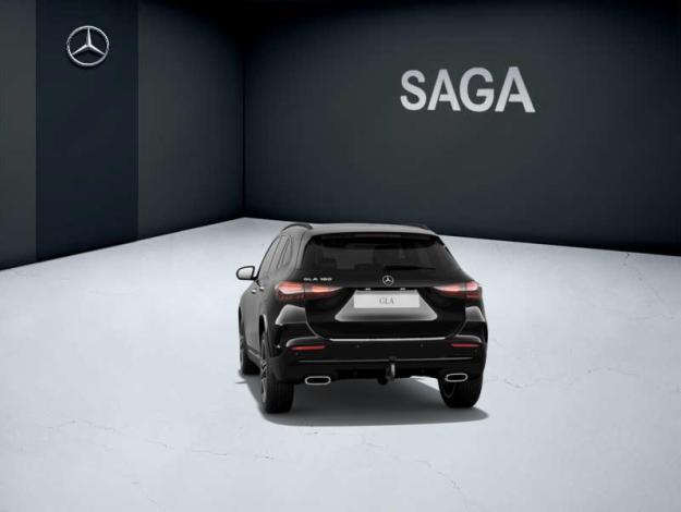 MERCEDES-BENZ GLA 180 AMG Line  