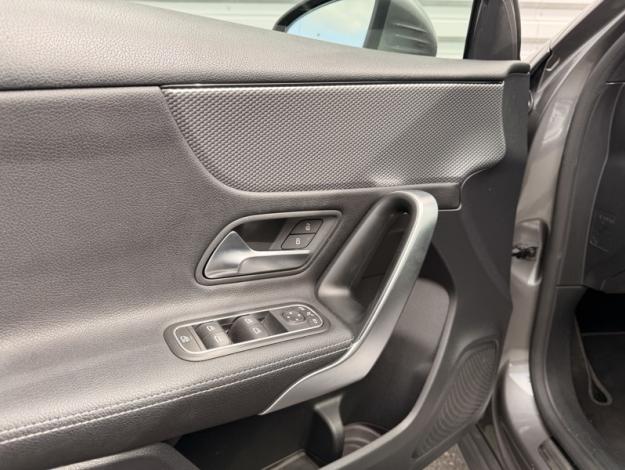 MERCEDES-BENZ Classe A 180 d Progressive Line  