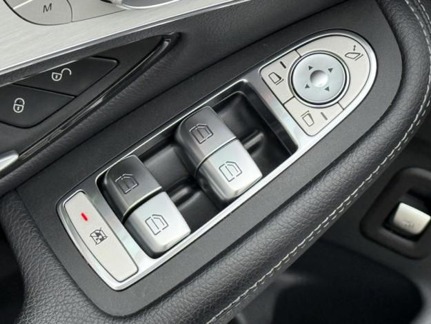 MERCEDES-BENZ GLC Coupé GLC 300de 4MATIC Coupé AMG Line  