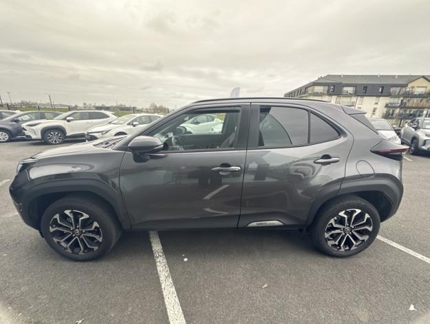 TOYOTA Yaris Cross Hybrid 2WD Design pack cargo   