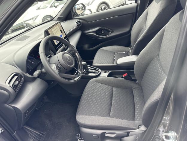 TOYOTA Yaris Cross Hybrid 2WD Design pack cargo   