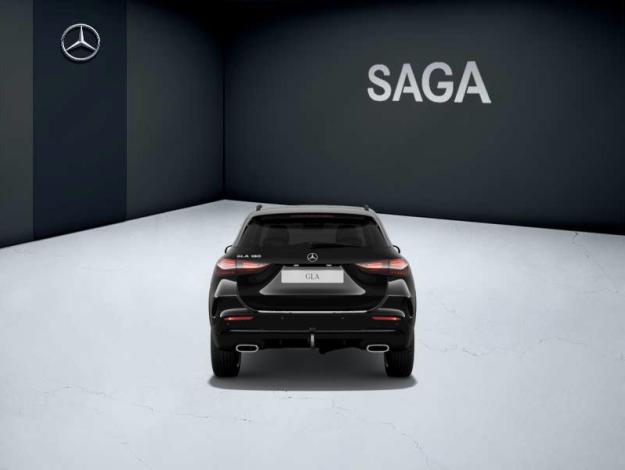 MERCEDES-BENZ GLA 180 Star Edition  