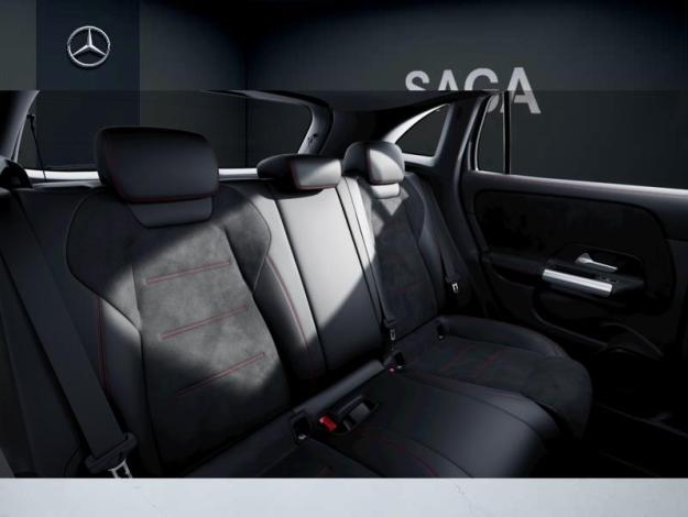 MERCEDES-BENZ GLA 180 Star Edition  