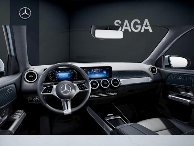 MERCEDES-BENZ GLB 180 Cyber Edition  