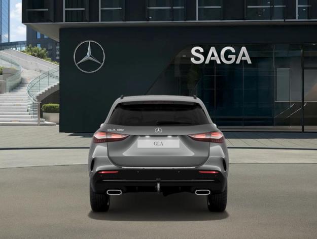 MERCEDES-BENZ GLA 180  