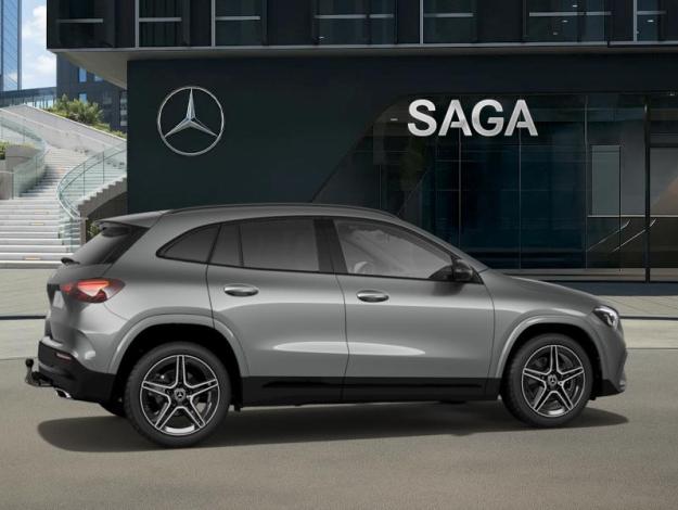 MERCEDES-BENZ GLA 180  