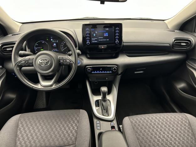 TOYOTA Yaris 116h Dynamic  