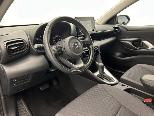 TOYOTA Yaris 116h Dynamic  