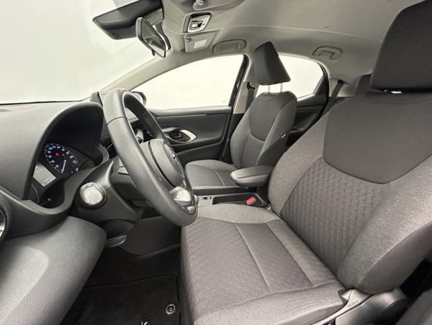 TOYOTA Yaris 116h Dynamic  