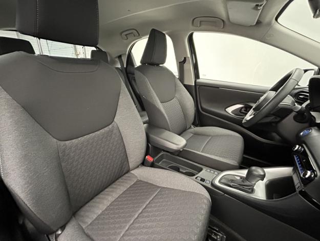 TOYOTA Yaris 116h Dynamic  