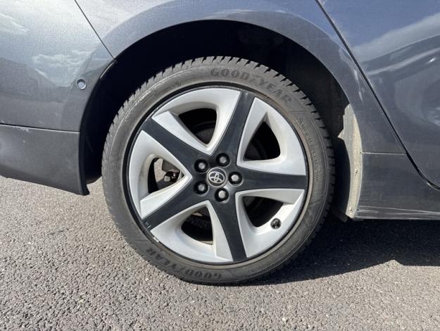 TOYOTA Prius Lounge  1.8 122 ch 