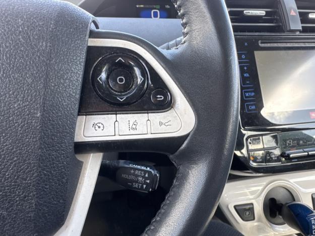 TOYOTA Prius Lounge  1.8 122 ch 