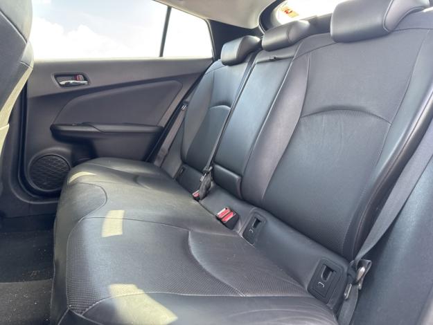 TOYOTA Prius Lounge  1.8 122 ch 