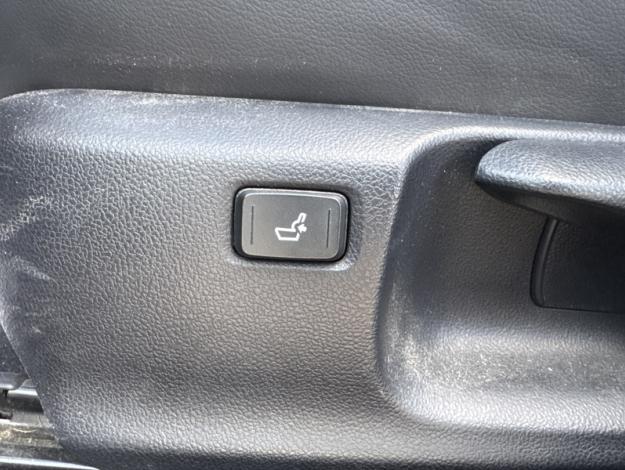 TOYOTA Prius Lounge  1.8 122 ch 