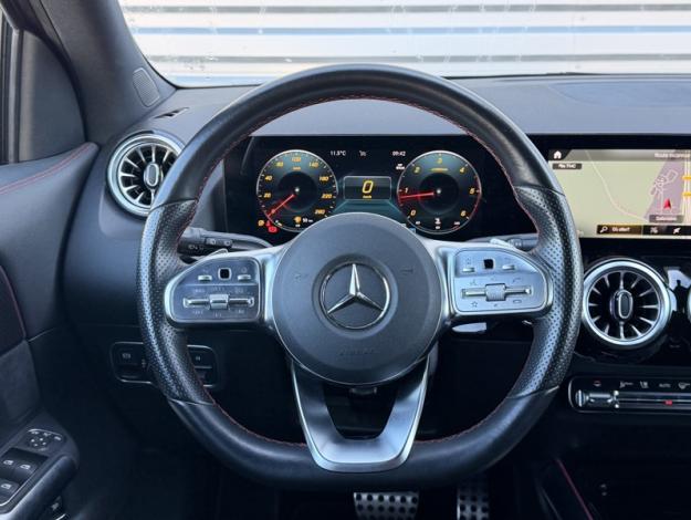 MERCEDES-BENZ GLA 200 d AMG Line  
