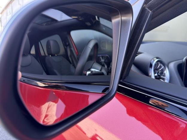 MERCEDES-BENZ GLA 200 d AMG Line  