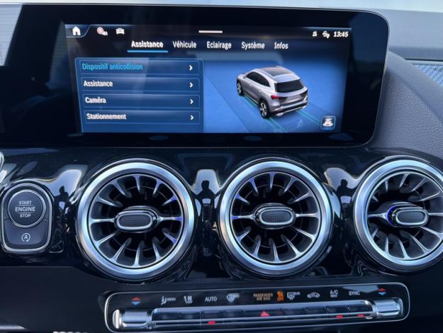 MERCEDES-BENZ GLA 200 d AMG Line  