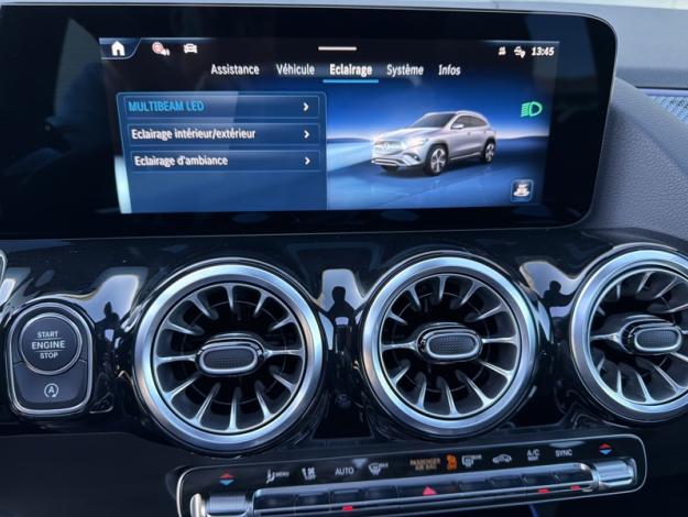 MERCEDES-BENZ GLA 200 d AMG Line  