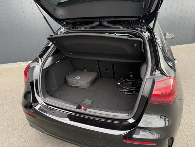 MERCEDES-BENZ Classe A 250 e Hybrid EQ AMG Line  