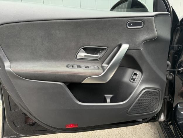 MERCEDES-BENZ Classe A 250 e Hybrid EQ AMG Line  