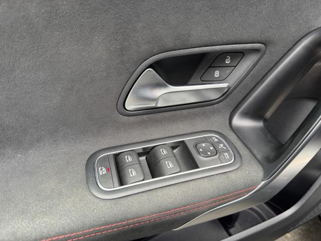 MERCEDES-BENZ Classe A 250 e Hybrid EQ AMG Line  