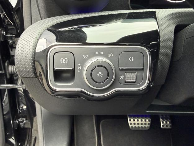 MERCEDES-BENZ Classe A 250 e Hybrid EQ AMG Line  