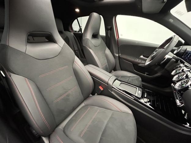 MERCEDES-BENZ Classe A 180 d AMG Line  