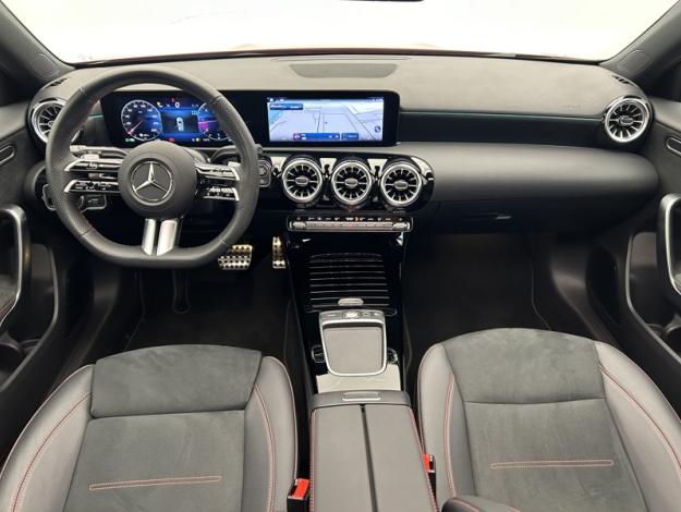 MERCEDES-BENZ Classe A 180 d AMG Line  