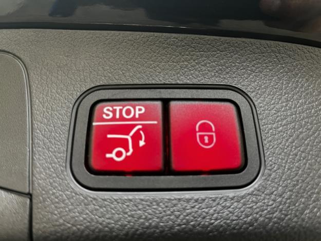 MERCEDES-BENZ GLA 200 d AMG Line  