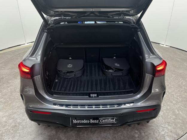 MERCEDES-BENZ EQA 250+ AMG Line  