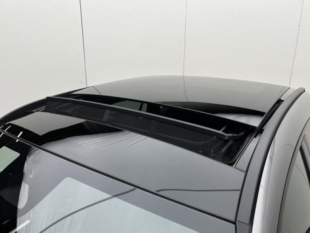 MERCEDES-BENZ EQA 250+ AMG Line  