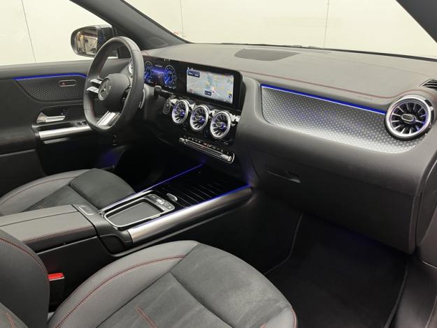 MERCEDES-BENZ EQA 250+ AMG Line  