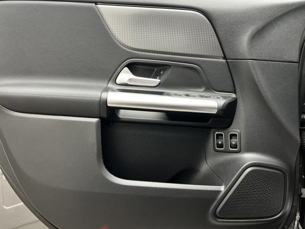 MERCEDES-BENZ GLA 250 e Business Line  