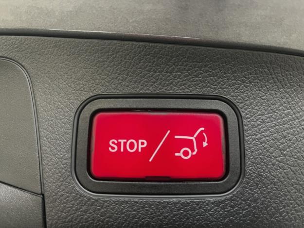 MERCEDES-BENZ GLA 250 e Business Line  