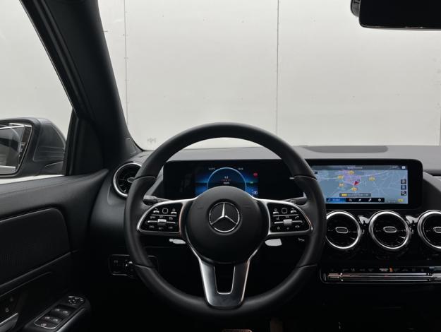 MERCEDES-BENZ GLA 250 e Business Line  