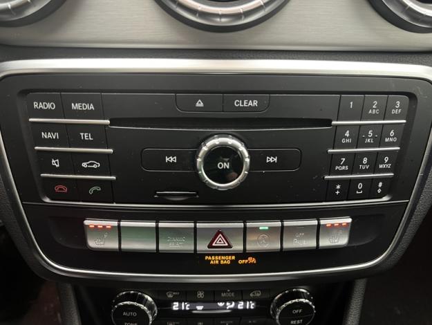 MERCEDES-BENZ CLA Coupé CLA 200 Coupé Fascination  