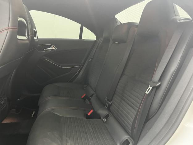 MERCEDES-BENZ CLA Coupé CLA 200 Coupé Fascination  