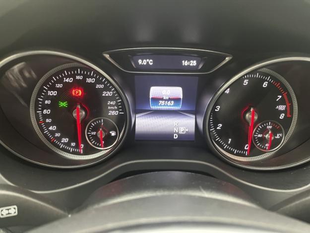 MERCEDES-BENZ CLA Coupé CLA 200 Coupé Fascination  