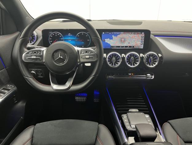 MERCEDES-BENZ EQA 250 AMG Line  