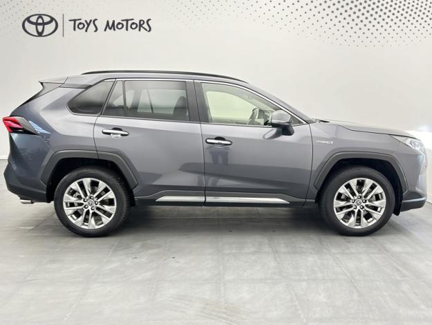 TOYOTA RAV4 2WD 218ch Lounge  