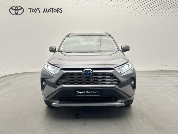 TOYOTA RAV4 2WD 218ch Lounge  