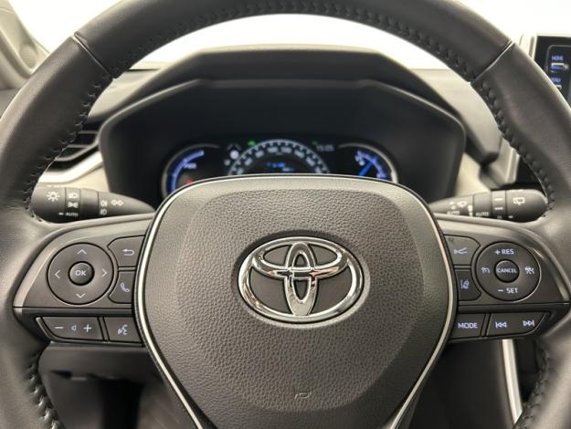 TOYOTA RAV4 2WD 218ch Lounge  